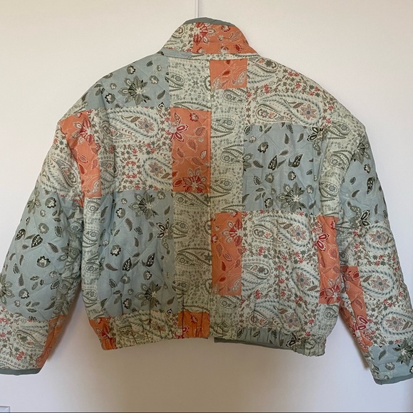 7 For All Mankind Quilted Patchwork Floral Paisley Bomber Jacket NWT XS - Picture 4 of 12